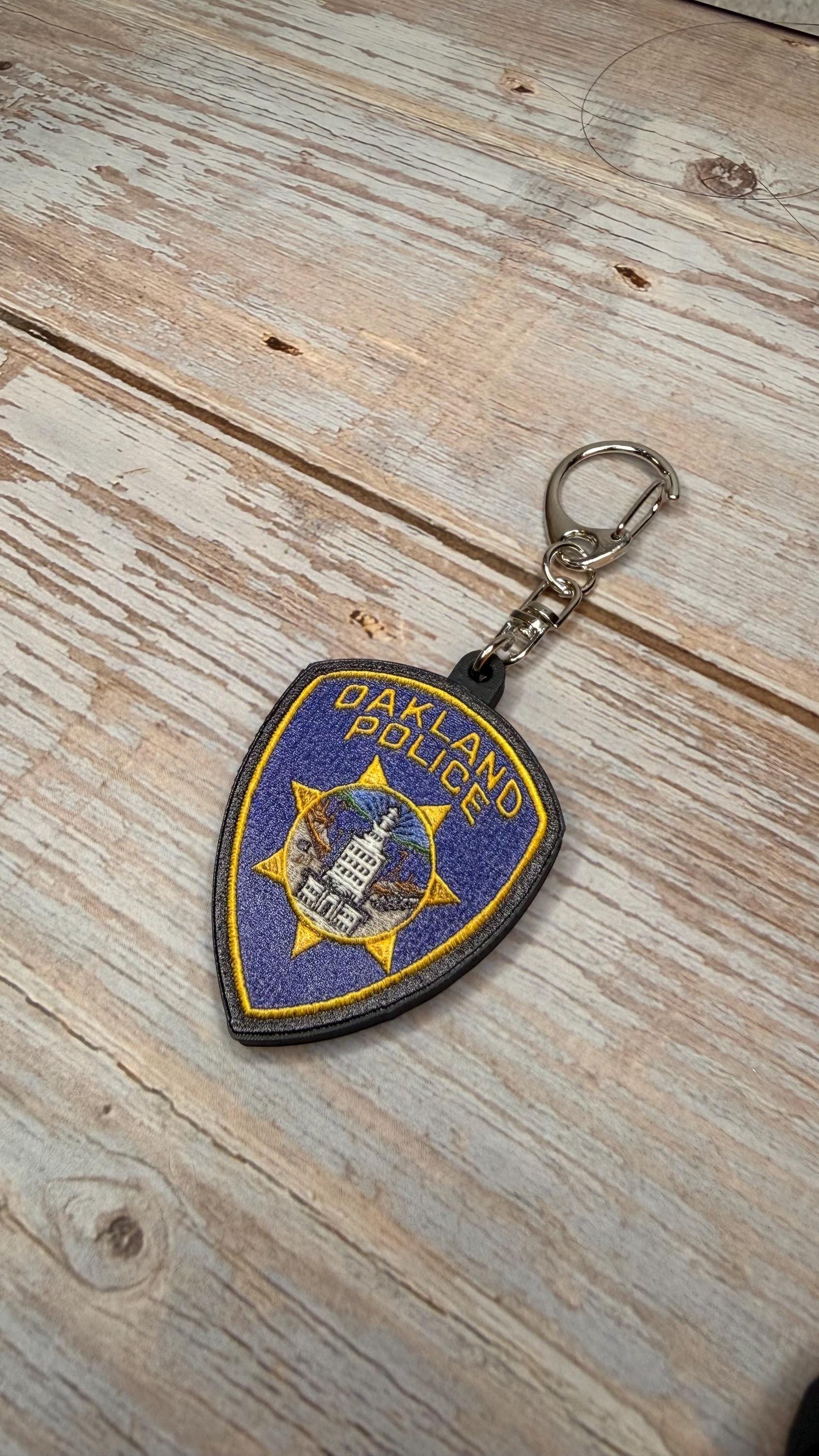 Oakland Police Department, California - MicroKeychain