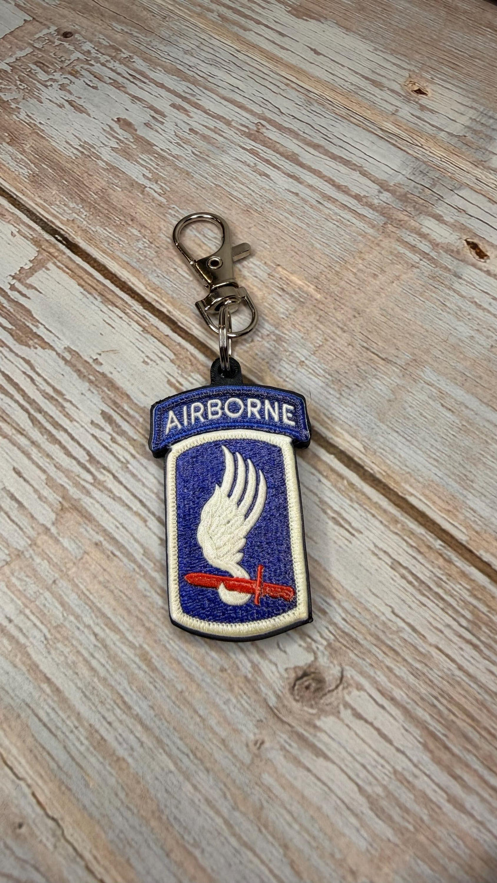 173rd Airborne Brigade "Sky Soldiers", U.S. Army - MicroKeychain